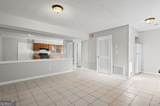 2127 Golfview Drive SE, Conyers, GA 30013