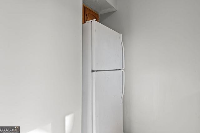 2127 Golfview Drive SE, Conyers, GA 30013