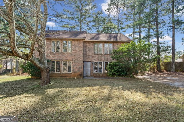 2127 Golfview Drive SE, Conyers, GA 30013