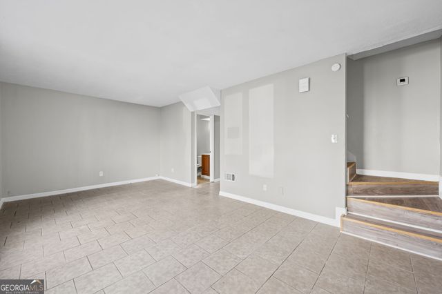 2127 Golfview Drive SE, Conyers, GA 30013