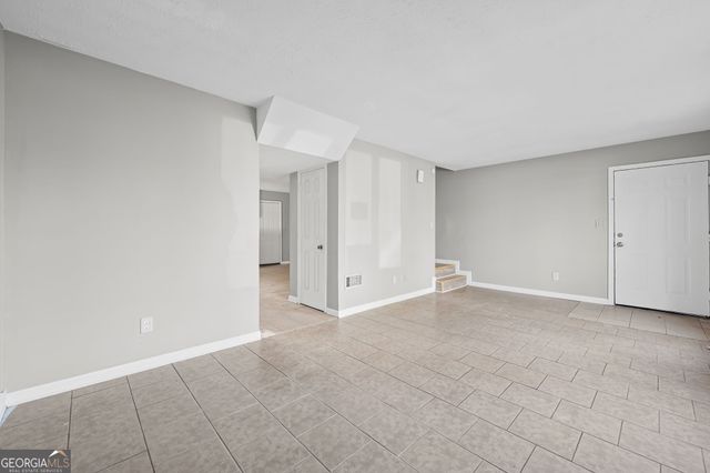 2127 Golfview Drive SE, Conyers, GA 30013