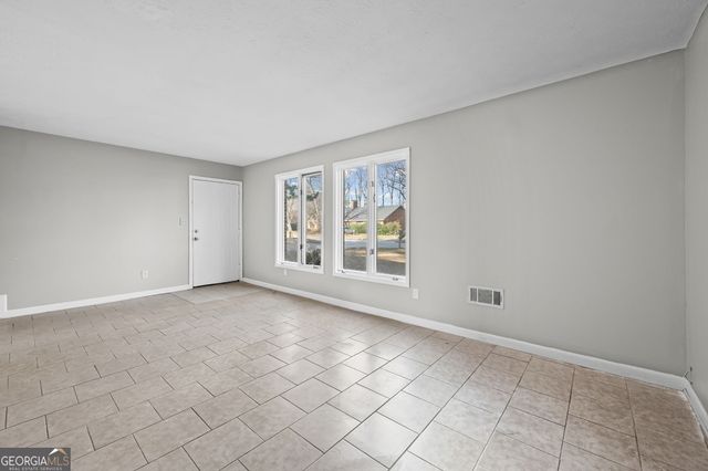 2127 Golfview Drive SE, Conyers, GA 30013