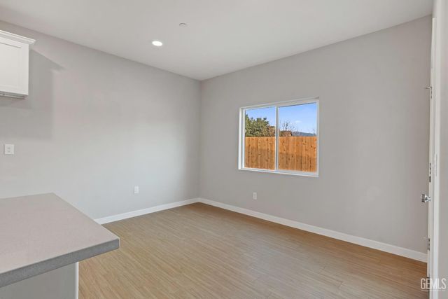 6201 Bountiful Hills Drive, Bakersfield, CA 93306