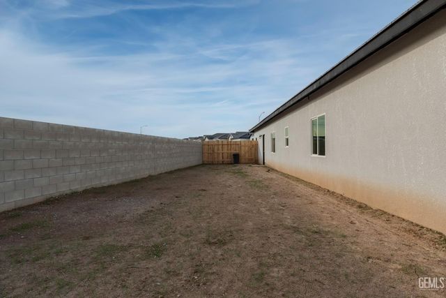 6201 Bountiful Hills Drive, Bakersfield, CA 93306