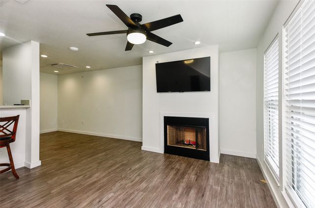 3022 Forest Lane 117, Dallas, TX 75234