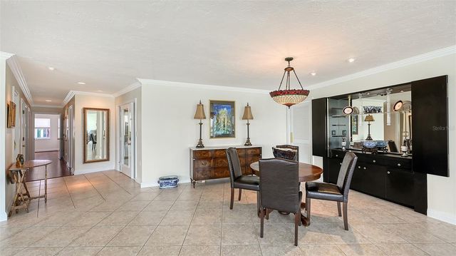 660 GOLDEN GATE POINT 51 & 52, Sarasota, FL 34236
