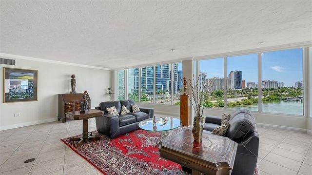 660 GOLDEN GATE POINT 51 & 52, Sarasota, FL 34236