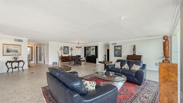 660 GOLDEN GATE POINT 51 & 52, Sarasota, FL 34236