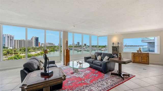 660 GOLDEN GATE POINT 51 & 52, Sarasota, FL 34236