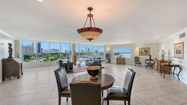 660 GOLDEN GATE POINT 51 & 52, Sarasota, FL 34236