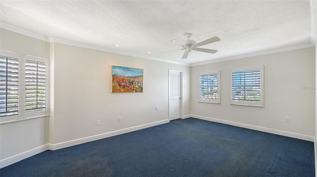 660 GOLDEN GATE POINT 51 & 52, Sarasota, FL 34236