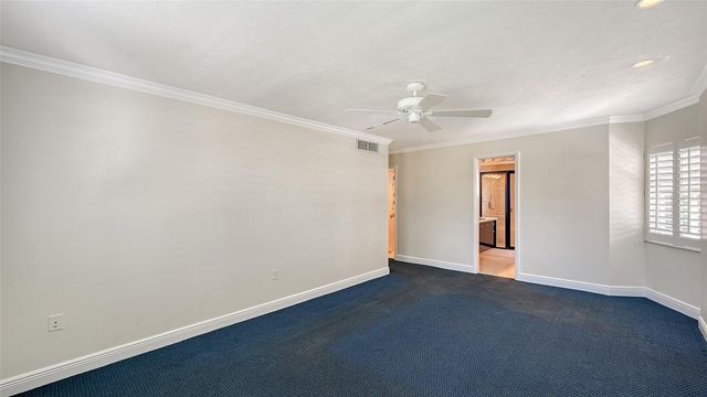 660 GOLDEN GATE POINT 51 & 52, Sarasota, FL 34236