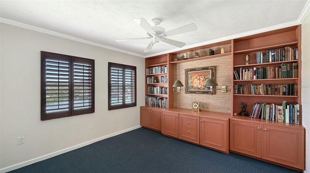 660 GOLDEN GATE POINT 51 & 52, Sarasota, FL 34236
