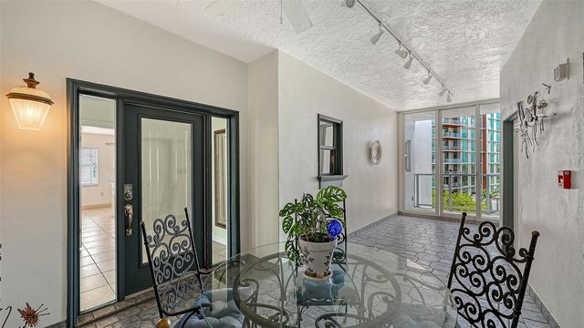 660 GOLDEN GATE POINT 51 & 52, Sarasota, FL 34236