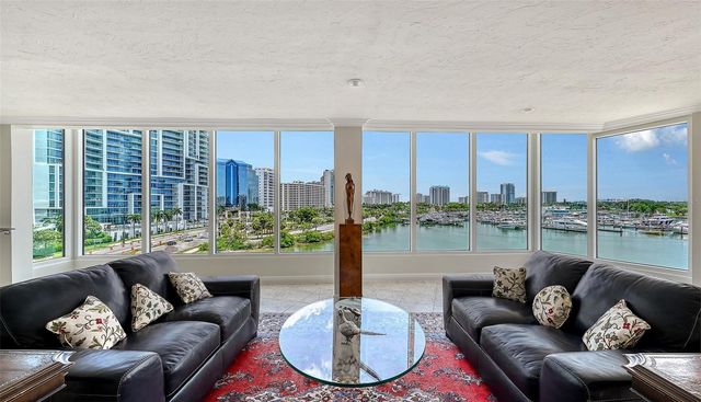 660 GOLDEN GATE POINT 51 & 52, Sarasota, FL 34236
