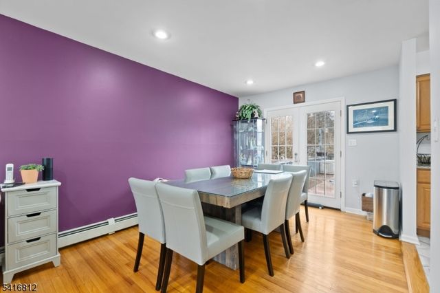 34 Seminole Ave, Oakland Boro, NJ 07436