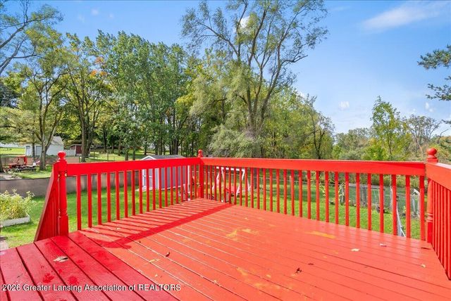 5743 Carlton Street, Haslett, MI 48840