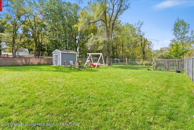 5743 Carlton Street, Haslett, MI 48840
