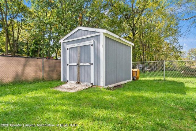5743 Carlton Street, Haslett, MI 48840