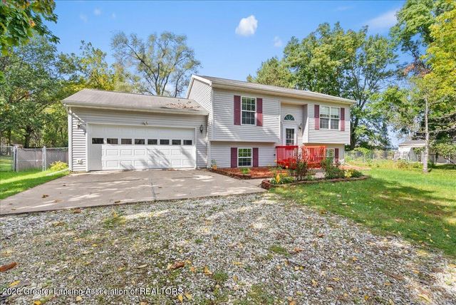5743 Carlton Street, Haslett, MI 48840
