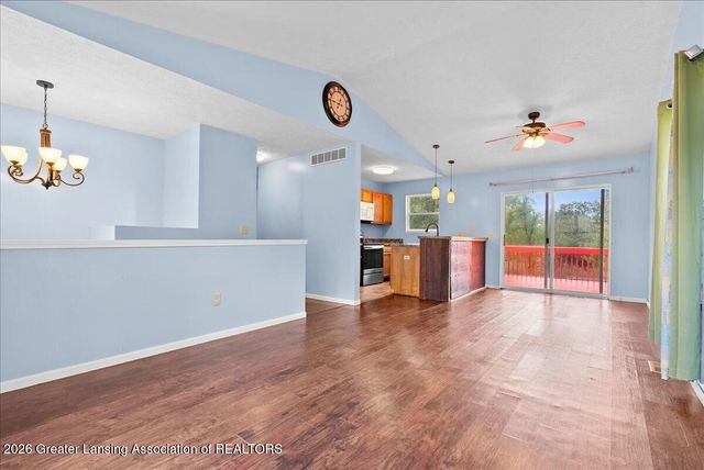 5743 Carlton Street, Haslett, MI 48840