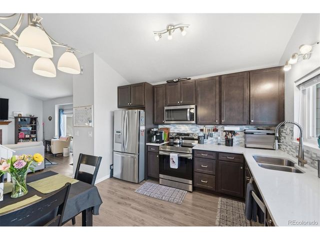 9405 W Wagon Trail Dr, Littleton, CO 80123