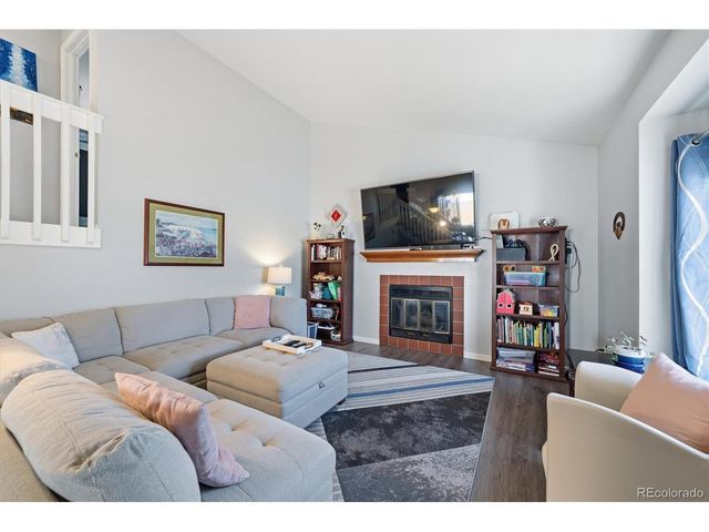 9405 W Wagon Trail Dr, Littleton, CO 80123