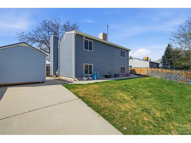 9405 W Wagon Trail Dr, Littleton, CO 80123