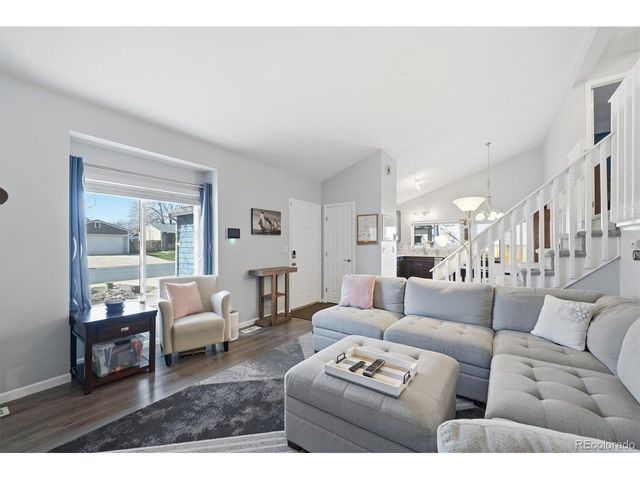 9405 W Wagon Trail Dr, Littleton, CO 80123