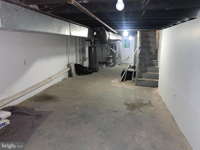 2316 E MADISON ST, Baltimore, MD 21205