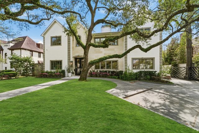 2211 Troon Road, Houston, TX 77019