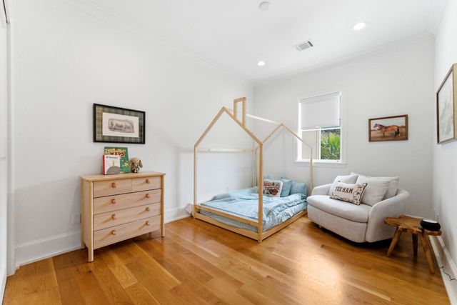 2211 Troon Road, Houston, TX 77019