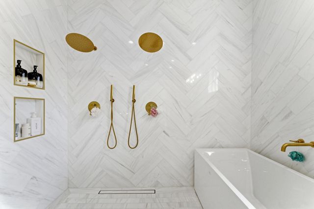 2211 Troon Road, Houston, TX 77019