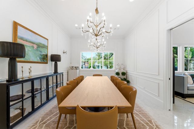 2211 Troon Road, Houston, TX 77019