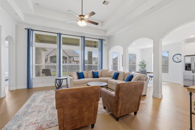 6835 Preston Grove Drive, Spring, TX 77389