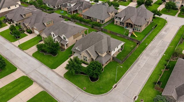 6835 Preston Grove Drive, Spring, TX 77389