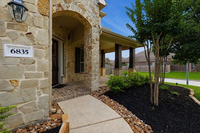 6835 Preston Grove Drive, Spring, TX 77389