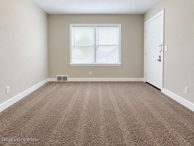 210 Breckenridge Ln 2, Louisville, KY 40207