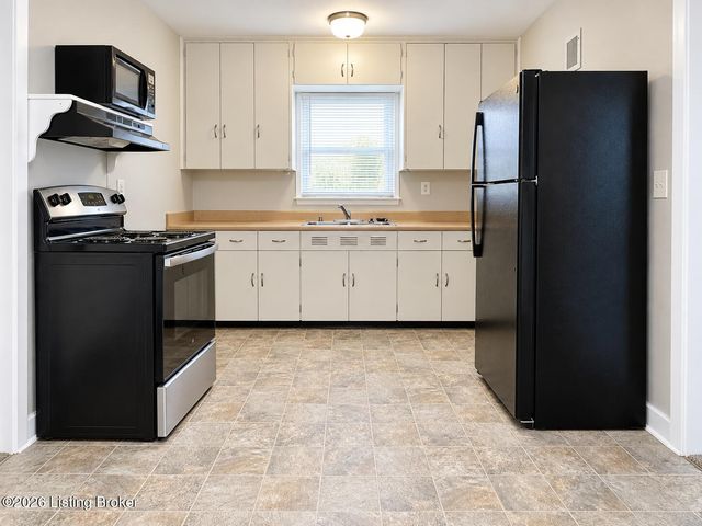 210 Breckenridge Ln 2, Louisville, KY 40207