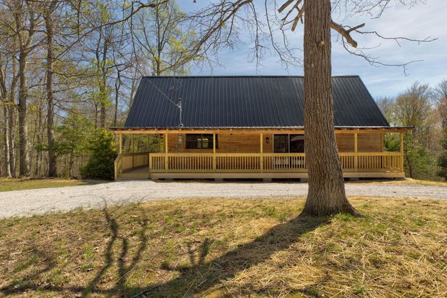 663 Twin Oaks Road, Wellington, KY 40387