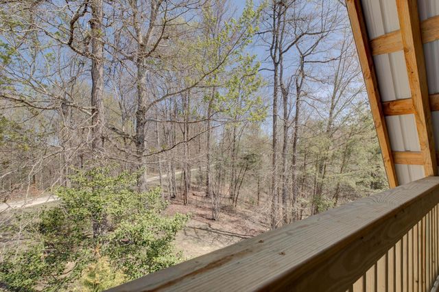 663 Twin Oaks Road, Wellington, KY 40387