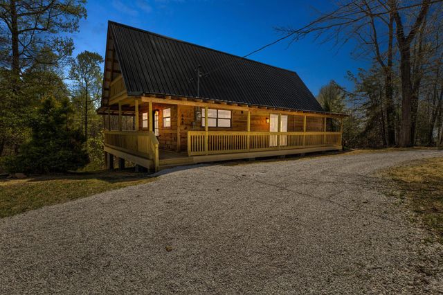 663 Twin Oaks Road, Wellington, KY 40387