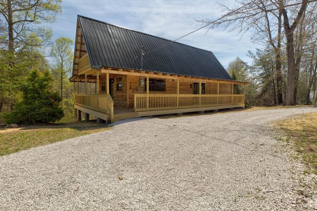 663 Twin Oaks Road, Wellington, KY 40387