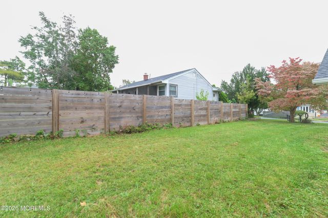 402 Fairfield Way, Keyport, NJ 07735