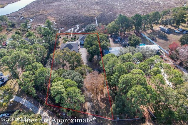 85232 AMANDA Court, Yulee, FL 32097