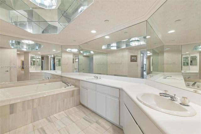 16425 Collins Ave 2311, Sunny Isles Beach, FL 33160