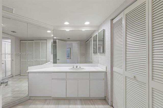 16425 Collins Ave 2311, Sunny Isles Beach, FL 33160