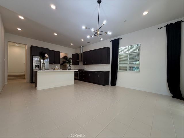 802 Beacon, Irvine, CA 92618