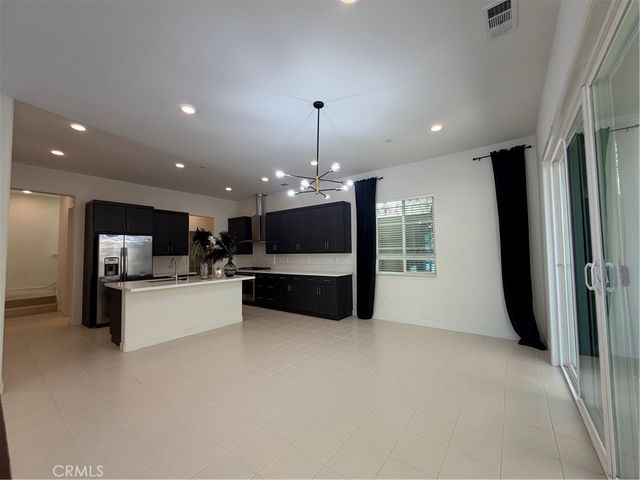 802 Beacon, Irvine, CA 92618