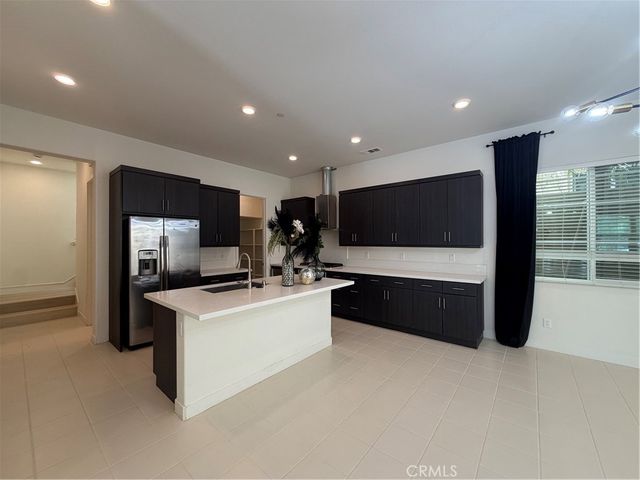802 Beacon, Irvine, CA 92618